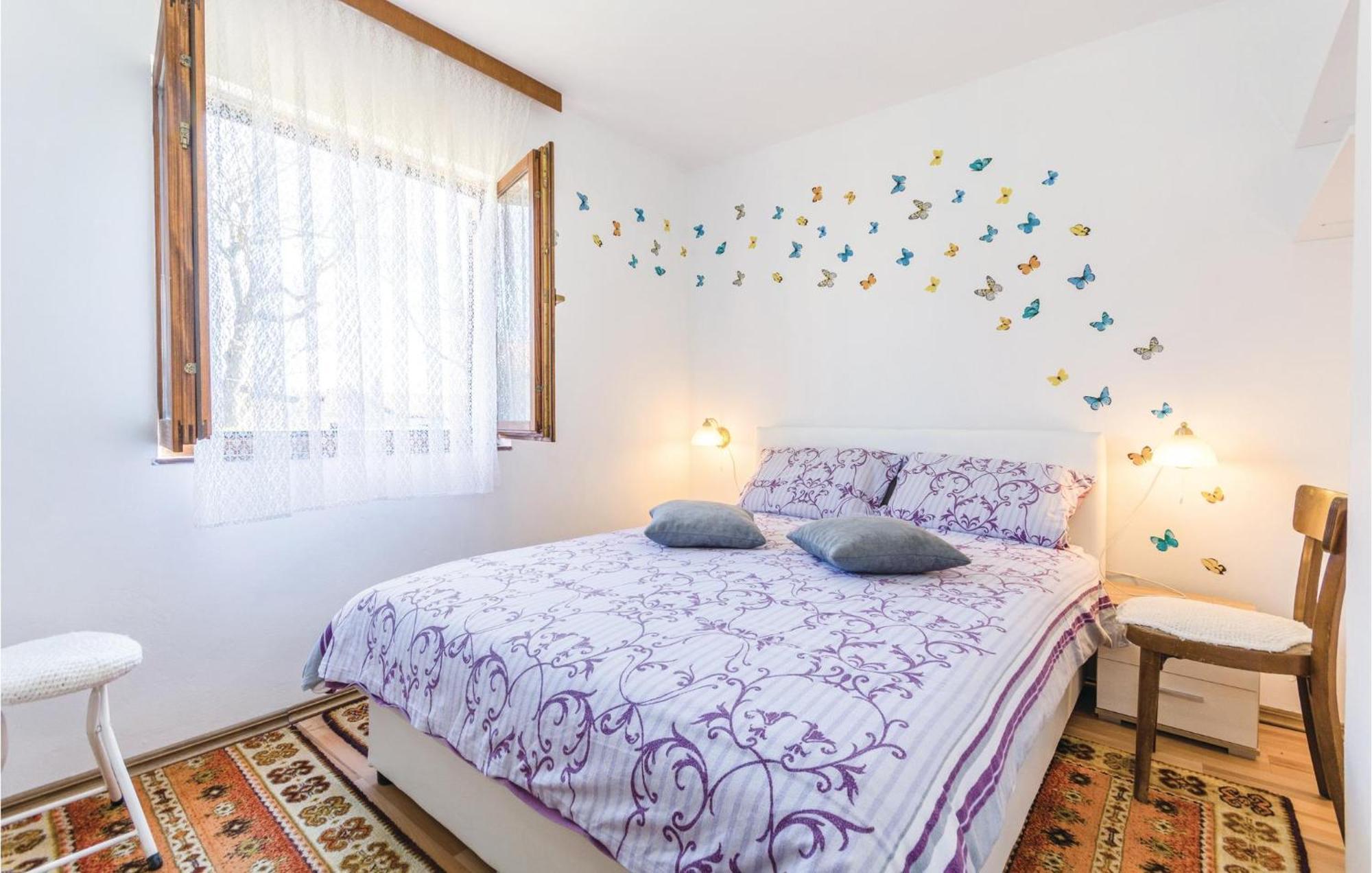 Amazing Apartment In Pavicini With Kitchen エクステリア 写真